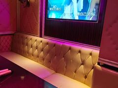 -卡佐主题KTV(领世郡店)