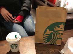 -星巴克臻选(南京金茂览秀城店)
