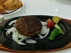 -斗牛士牛排餐厅(嘉里汇店)