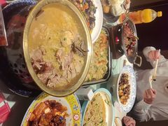 酸菜血肠白肉锅-八大碗·地道东北菜(白塔堡店)