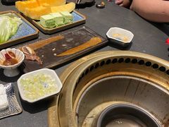 -铭牛烧肉·和牛海鲜自助(高新月牙湖店)