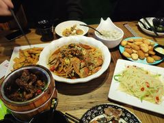 -朋友圈概念餐厅(象山万达广场店)