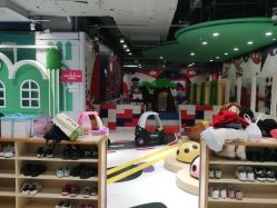 -利奥梦幻主题乐园(爱琴海购物公园店)