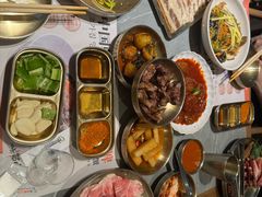 -草家酱蟹炭火烤肉店(珲春南路一店)