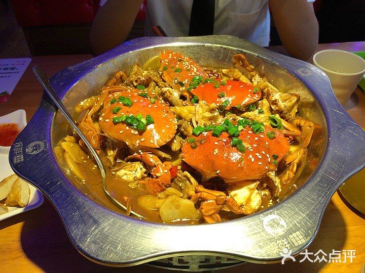 探鲜肉蟹煲杭邦菜(新翼店)