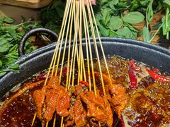 -卤校长重庆火锅(银泰城店)