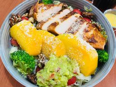 秘制鸡肉芒果牛油果沙拉-魏斯理汉堡(西安西咸吾悦广场店)