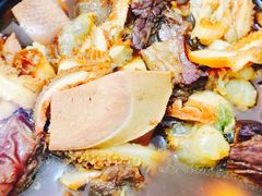 -赵家牛肉砂锅(台西三路店)