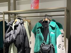 -URBAN REVIVO(北京斯普瑞斯奥特莱斯店)