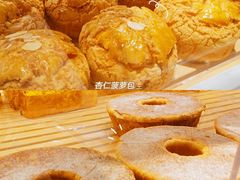 -好利来(高新枫叶广场店)