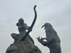 -巴陵广场