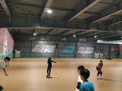 -极限PLAY运动娱乐新世界·团建派对表演休闲馆·室内高空游乐园