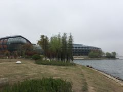 -上海滴水湖皇冠假日酒店