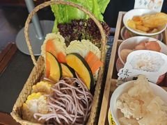 -菌自由丨野生菌火锅特色庭院餐厅(丽江古城店)