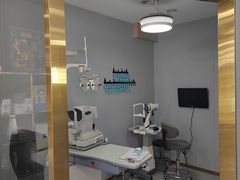 -佳联直通车眼镜超市(西藏南路店)