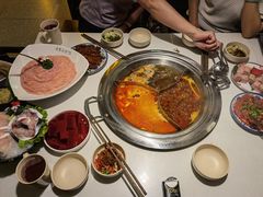 -老房老舍重庆火锅(假日城市店)
