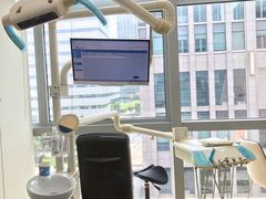 -瑞尔齿科(上海长风大悦城店)