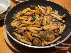 橄榄油煎三种菇-庆春朴门