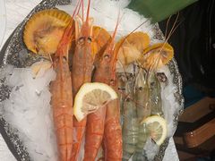 -领鲜活海鲜榴莲自助火锅(东门店)