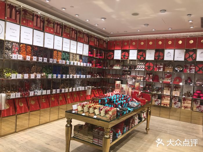 VENCHI 闻绮(北京国贸商城店)图片