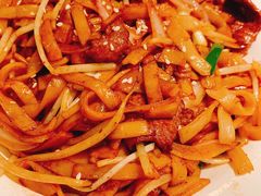 -新大咀港式茶餐厅(宝山万达店)