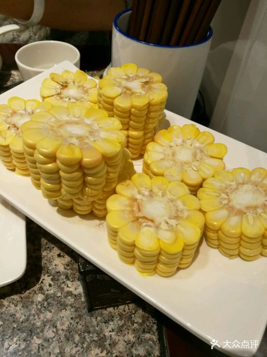 汕头嗨牛鲜牛肉火锅店玉米图片 - 第1张