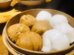 -白乐天毛肚火锅馆(解放碑店)