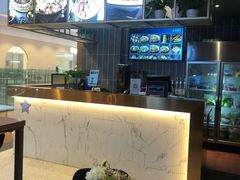 -POKEE VIA&Brunch·维娅(重庆来福士店)
