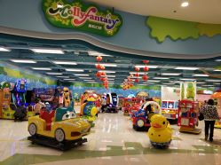 -莫莉幻想儿童乐园(郑州丹尼斯三天地店)