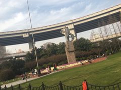 -上海南浦大桥长途旅游客运站