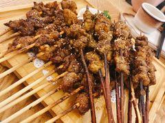 -衡哥肉铺