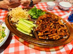 -老郑家东北春饼(龙悦居店)