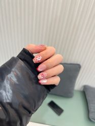 -悦指间美甲美睫