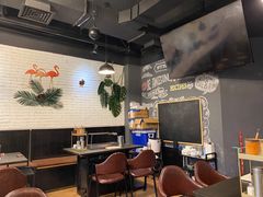 大堂-長壹旋转烤吧 农家鸡火锅