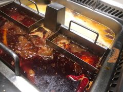 -海底捞火锅鲜切牛肉主题店(长寿路店)