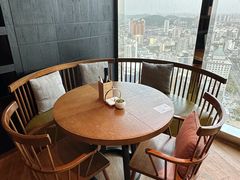 -苏宁银河国际咖啡厅·天际环球美食汇