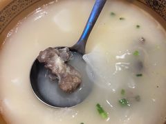 -富正毅三下锅·湘西韵味(天门山索道店)