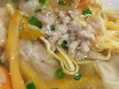 鲜肉馄饨-长人馄饨铺(解放街店)