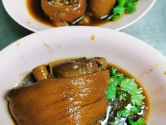 -Kha Mu Charoensang(Silom)
