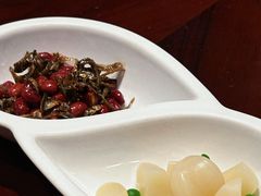 小鱼干花生米-喜鼎海胆水饺(东港店)