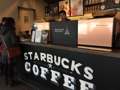 -星巴克(西藏路店)