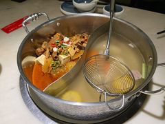 -左庭右院鲜牛肉火锅(浦江欢乐颂店)
