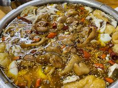 酸菜鱼-黑皮酸菜鱼(三山街店)
