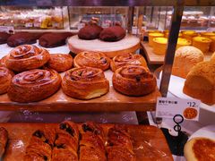 -巴黎贝甜(华堂新辰汇店)