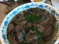 韭菜腐皮煮猪红-新兴家喻酒家·羊城名宴(昌岗店)