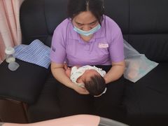 -秋歌护理·月嫂·育儿嫂(浦东医院店)