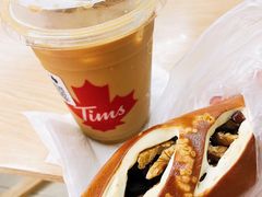 核桃红豆碱水-Dough&Joe团憩(瑞虹天地月亮湾店)