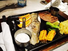 -必胜客(东大桥店)