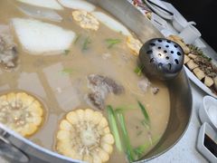 -肥仔文澳门猪骨煲(南京西路店)