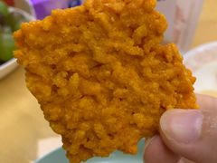 蟹黄锅巴-吴越糕享(常熟万达店)